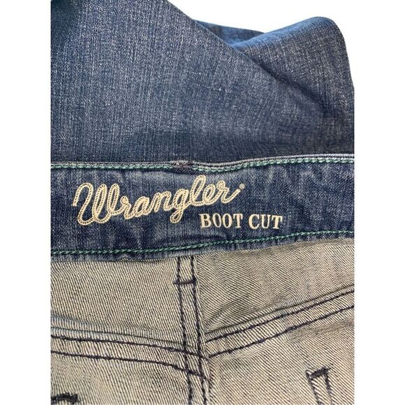 Wrangler Boot Cut Women's Denim Blue Boot Fit Jeans Size 11 x 32 - Picture 3 of 4